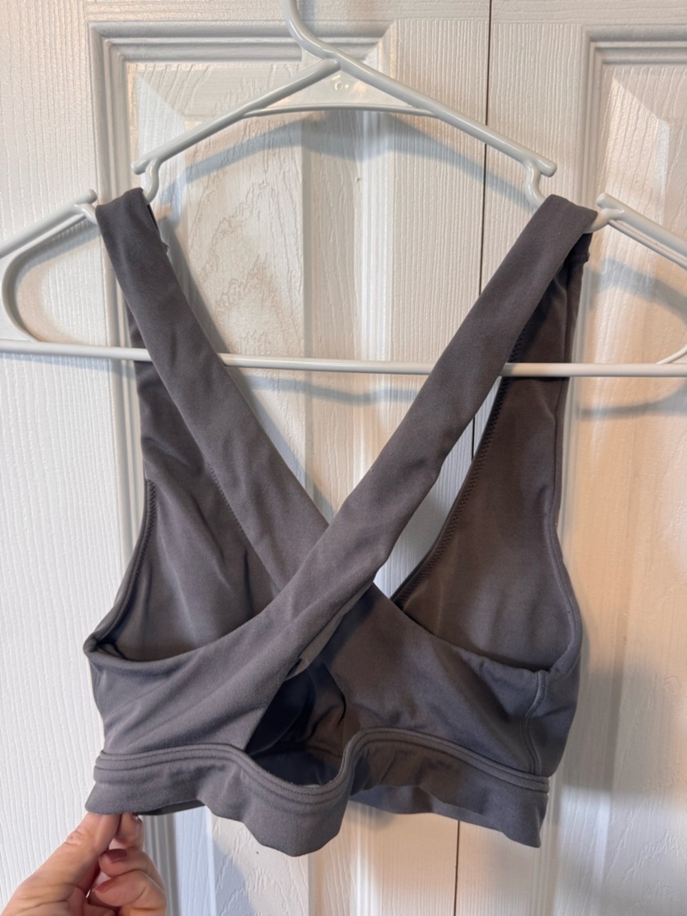 Offline by Aerie Women's Gray Ruched V-Neck/Back Sports Yoga Pilates Bra Size XS - Picture 3 of 6